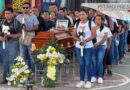 ¡Que no quede impune el crimen del presidente municipal, Román Ruiz!, la exigencia en su último adiós en Candelaria Loxicha, Oaxaca